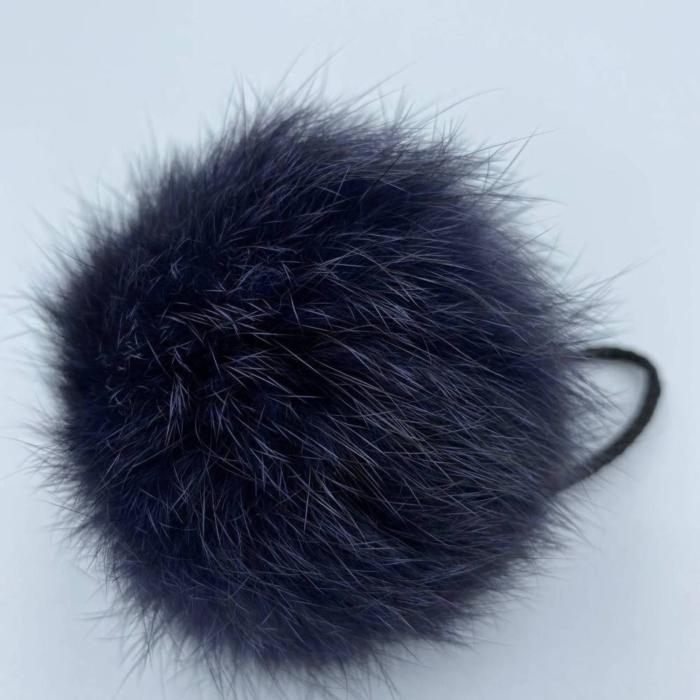 Pompom made of natural rabbit fur, dark blue 8-9 cm Pompom made of natural rabbit fur, dark blue 8-9 cm
