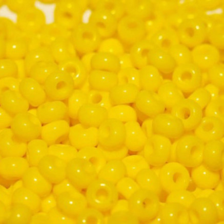Preciosa beads №4/0, 50 g, natural lemon yellow (83110/19001)