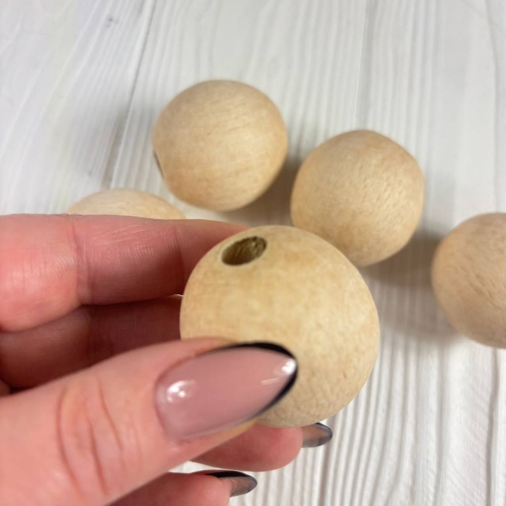 Round bead, wooden, polished, unpainted Ø 40 mm, 1 pc.