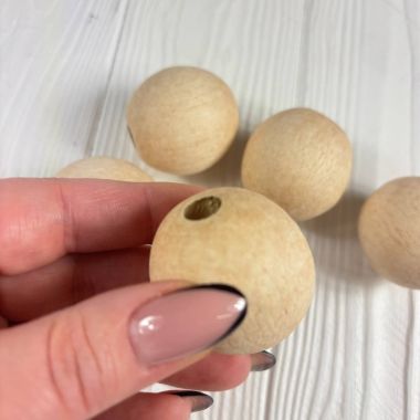 Round bead, wooden, polished, unpainted Ø 40 mm, 1 pc.
