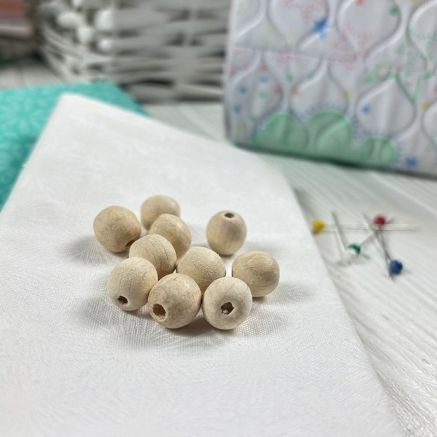 Round beads, wooden, polished, not painted Ø 16 mm, 10 pcs.