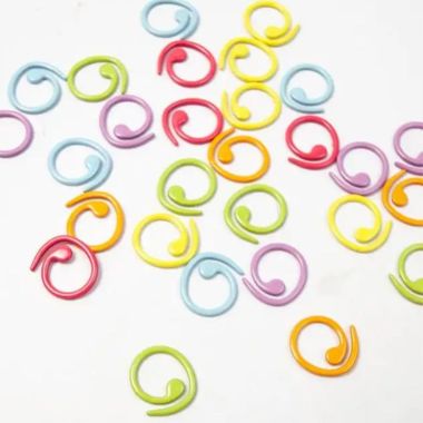 Set of metal knitting markers Spiral, 4 pcs