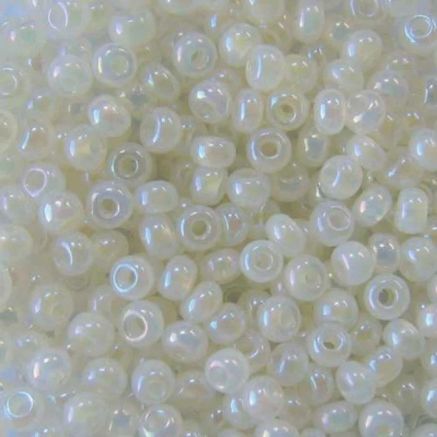Preciosa beads №10/0, 50 g, pearl milky rainbow (57206/555)