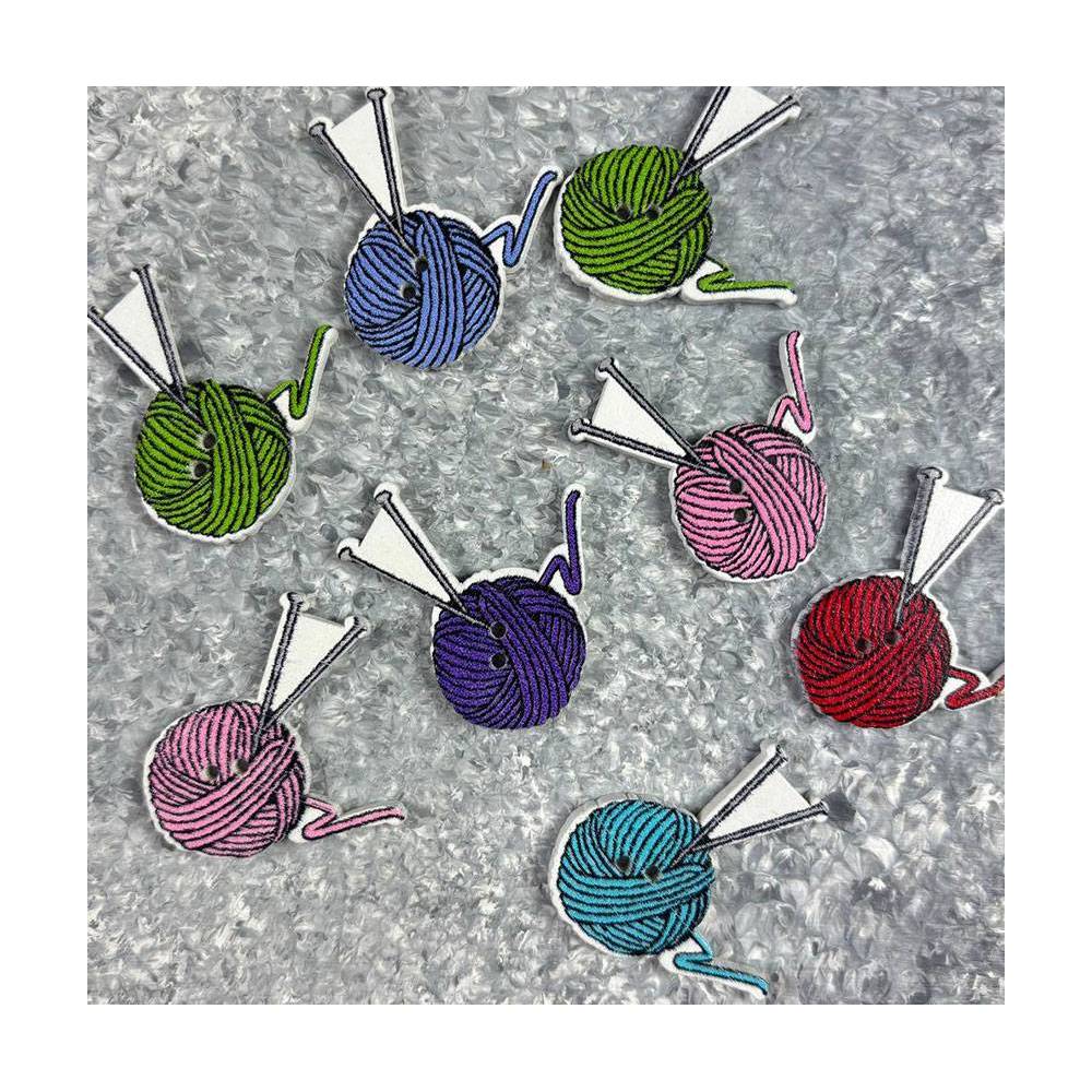 Decorative wooden button, Ball of colored thread, 30 mm