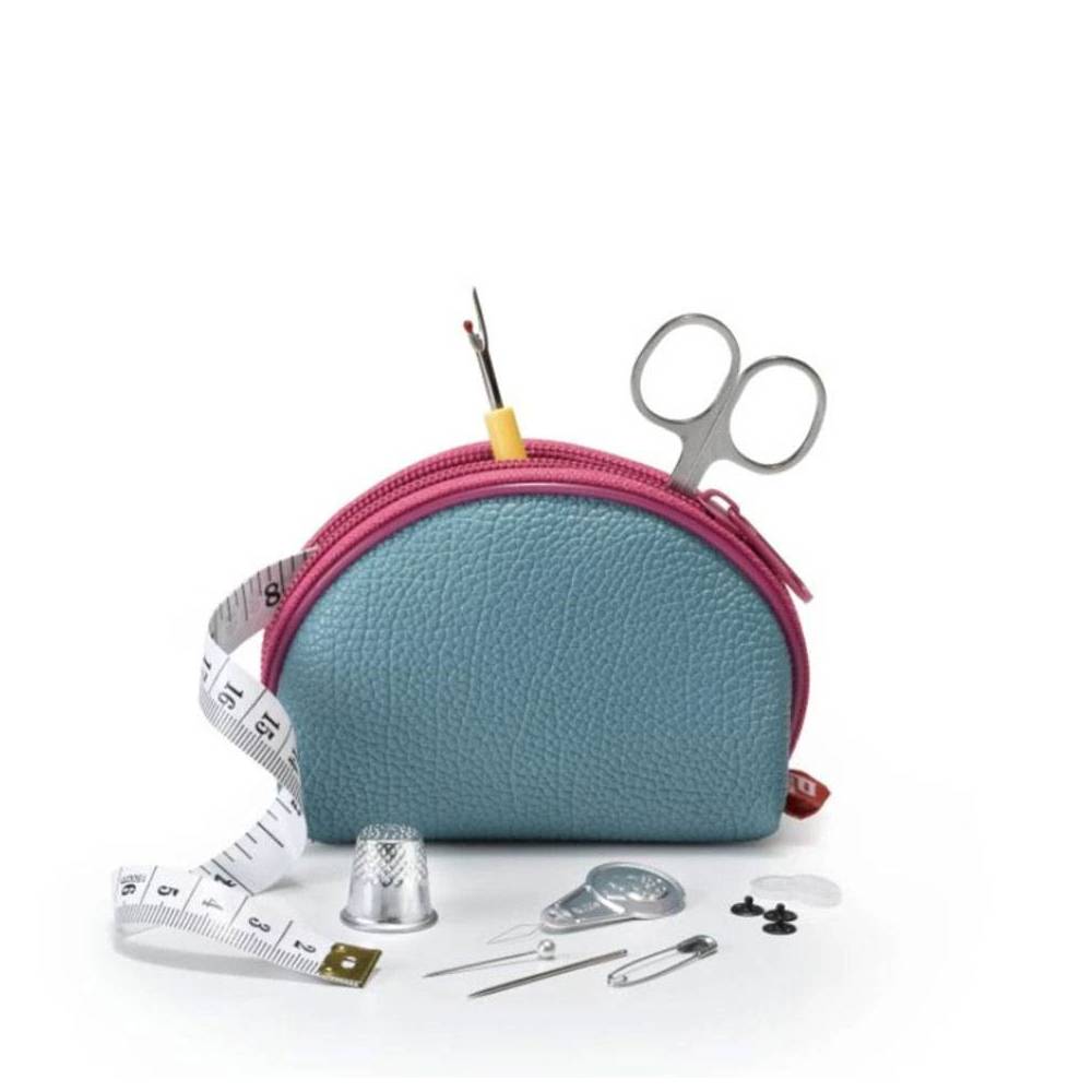 Travel sewing kit in a blue cosmetic bag, Prym, (651200)