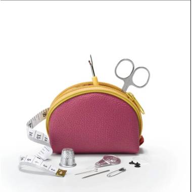 Travel sewing kit in a pink cosmetic bag, Prym, (651199)
