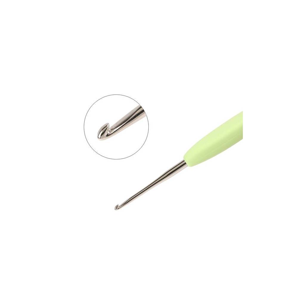 Крючок для вязания Clover Amour Crochet Hook №1,75 мм (1220)