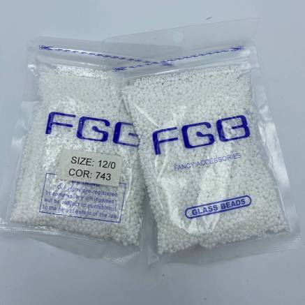 Beads 12/0 FGB - white matte (743)
