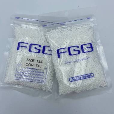 Beads 12/0 FGB - white matte (743)