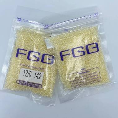 Beads 12/0 FGB - creamy shimmer (142)