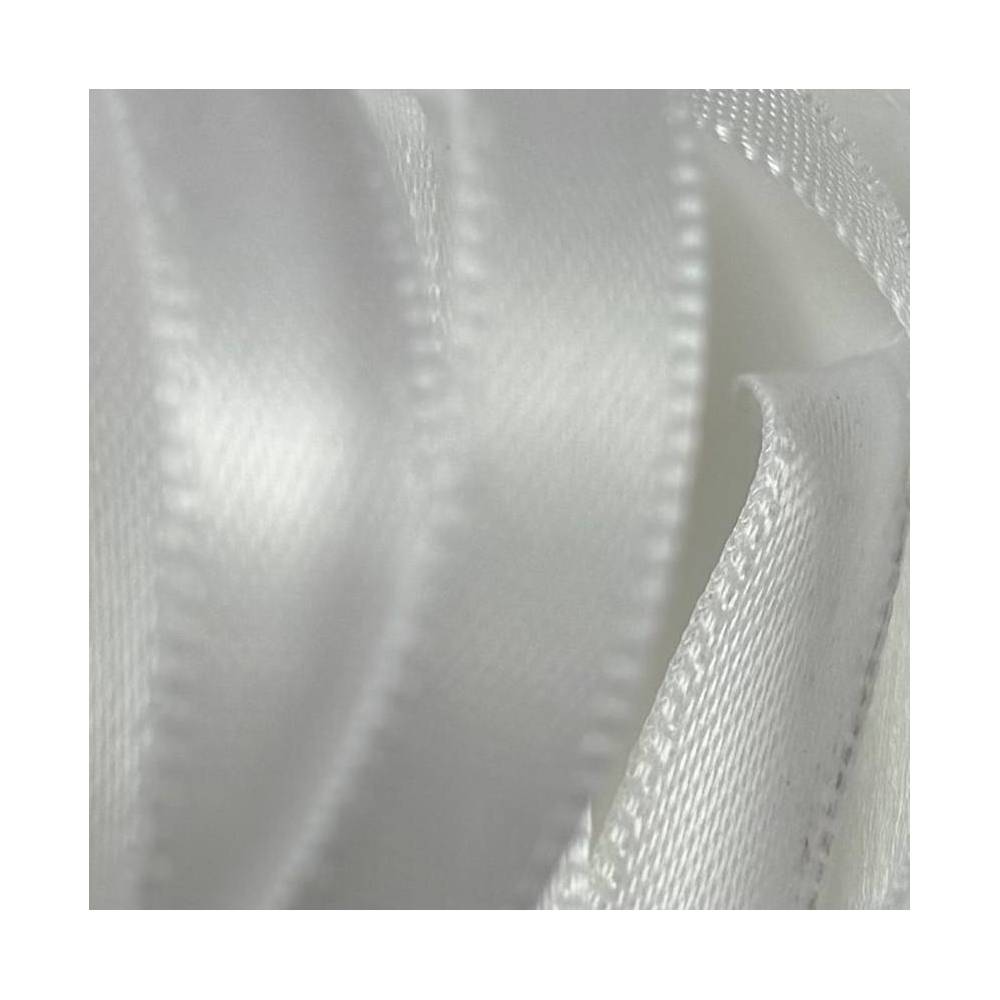 Satin ribbon 6 mm, white (029)