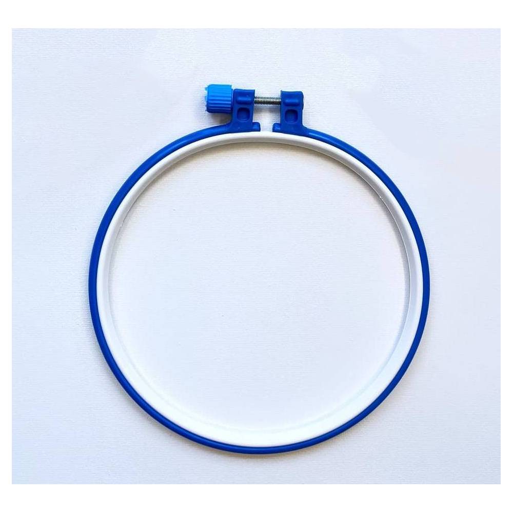 Plastic hoop with screw, diameter 14 cm Plastic hoop with screw, diameter 14 cm
