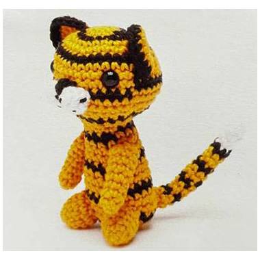 Amigurumi crochet kit TIGGI, DMC