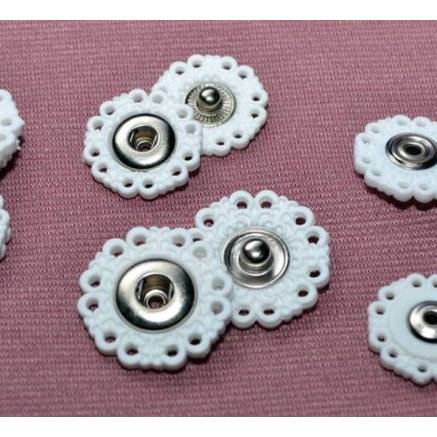 Sew-on button, shaped, white, 18 mm