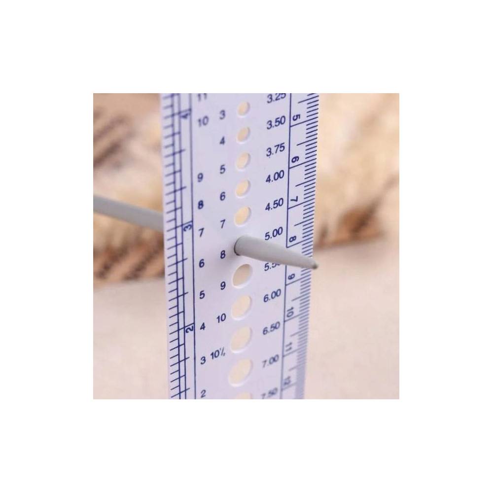 Ruler for measuring the diameter of knitting needles