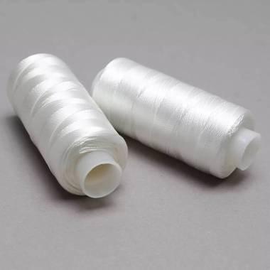 Thread No. 10 white (polyester) 150 m, especially strong