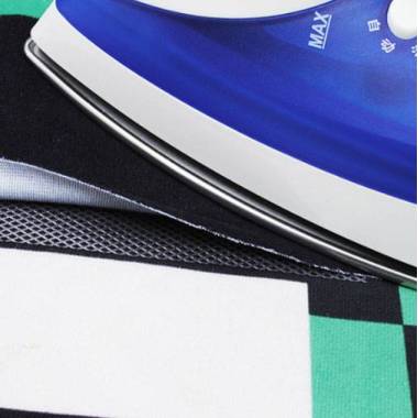 Paper-based adhesive spider web for fabric, 1 cm, 1 meter