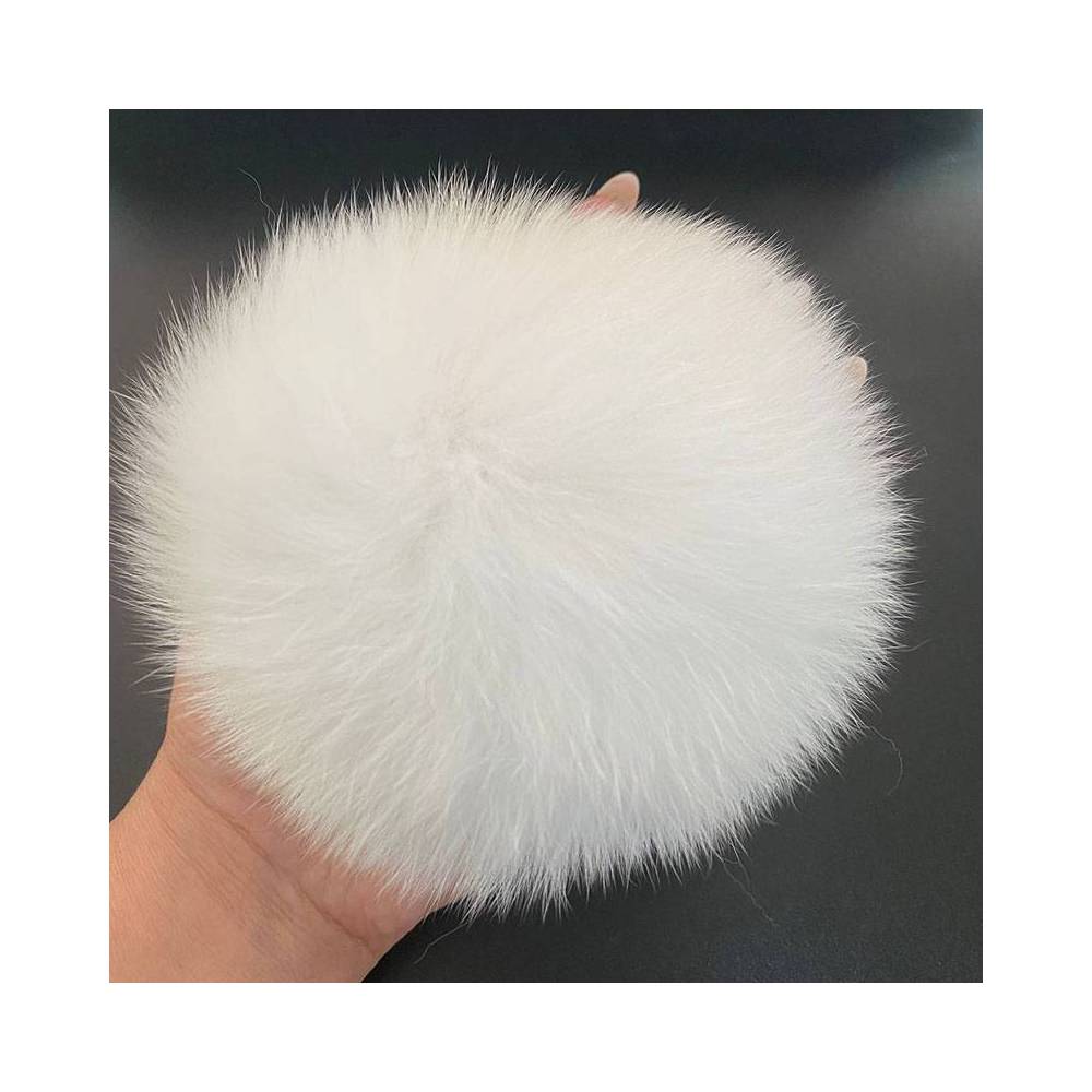 Pompom made of natural fox fur, white 15 cm Pompom made of natural fox fur, white 15 cm