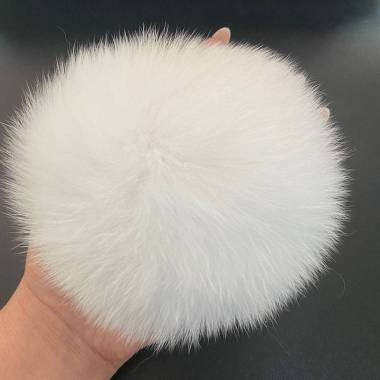 Pompom made of natural fox fur, white 15 cm