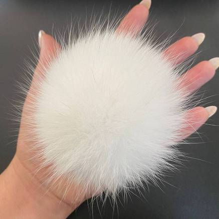 Pompom made of natural fox fur, white 10 cm