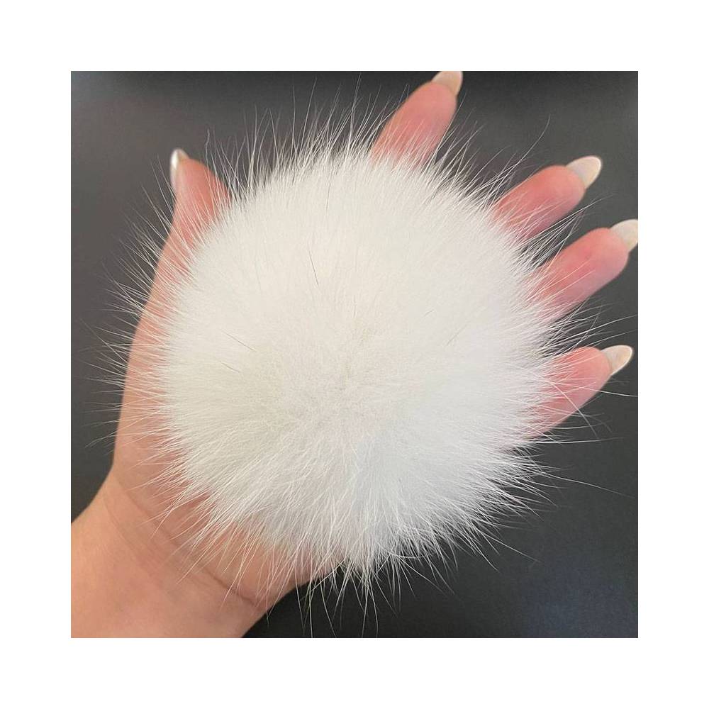 Pompom made of natural fox fur, white 10 cm Pompom made of natural fox fur, white 10 cm