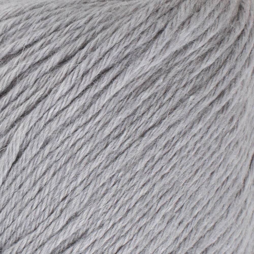 La Mia Angora yarn, Light Gray (L047)