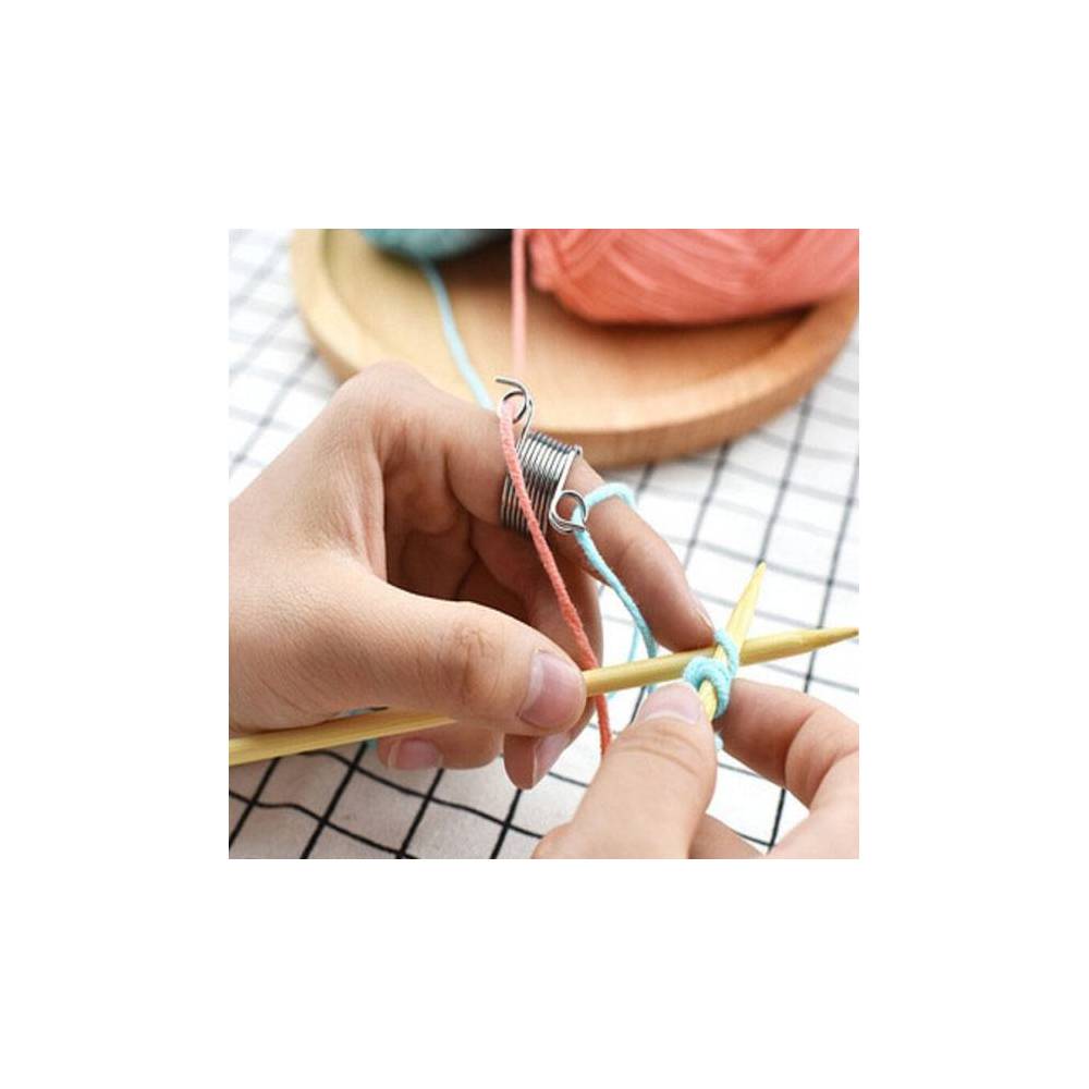 Thimble-divider for knitting jacquard