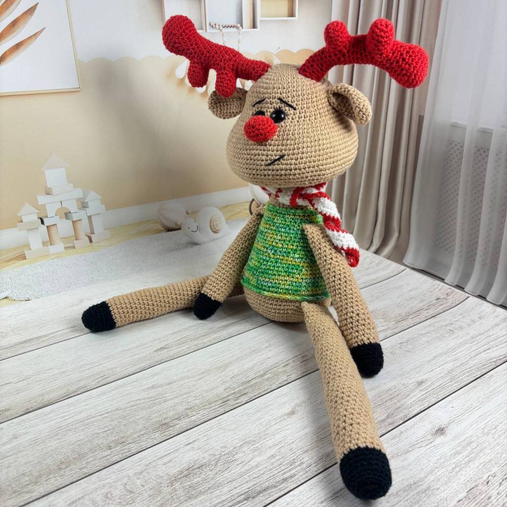 Knitted toy "Christmas deer"