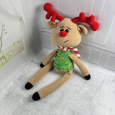 Knitted toy "Christmas deer"