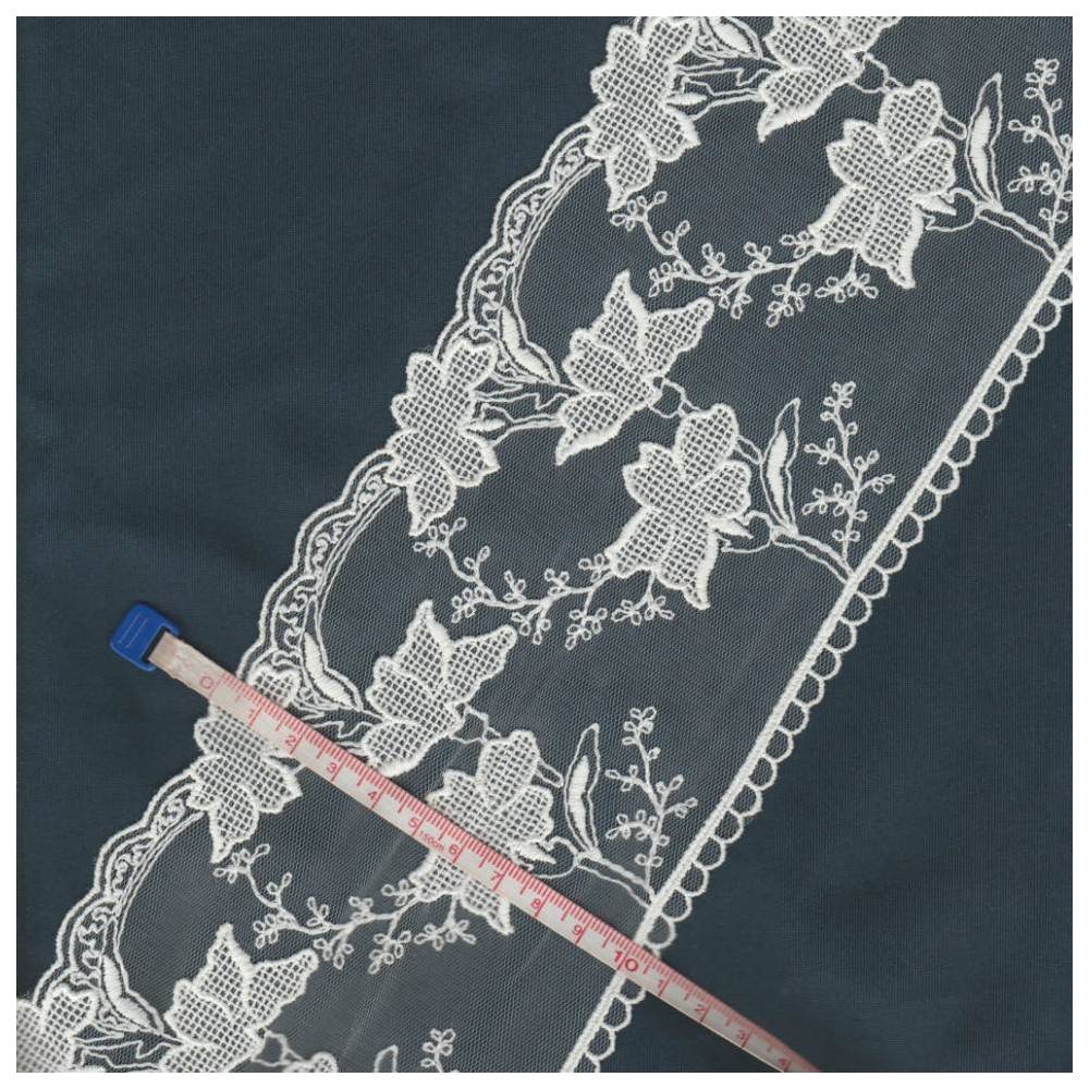 Embroidered lace, milky color, 11 cm, 1 m