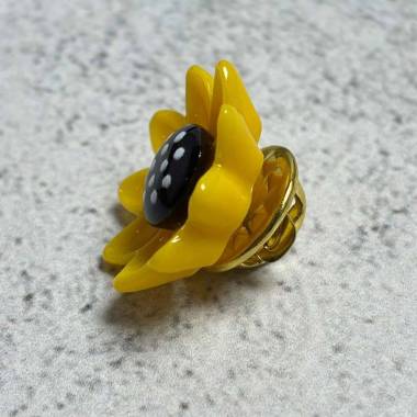 Pin badge for clothing "Sunflower" 2*2 cm