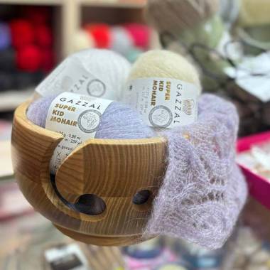 Wooden round ball for knitting light wood