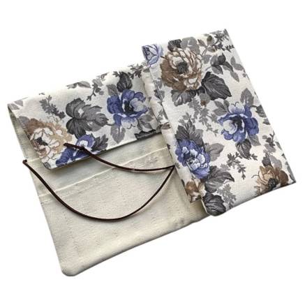 Floral organizer for knitting needles and crochet hooks