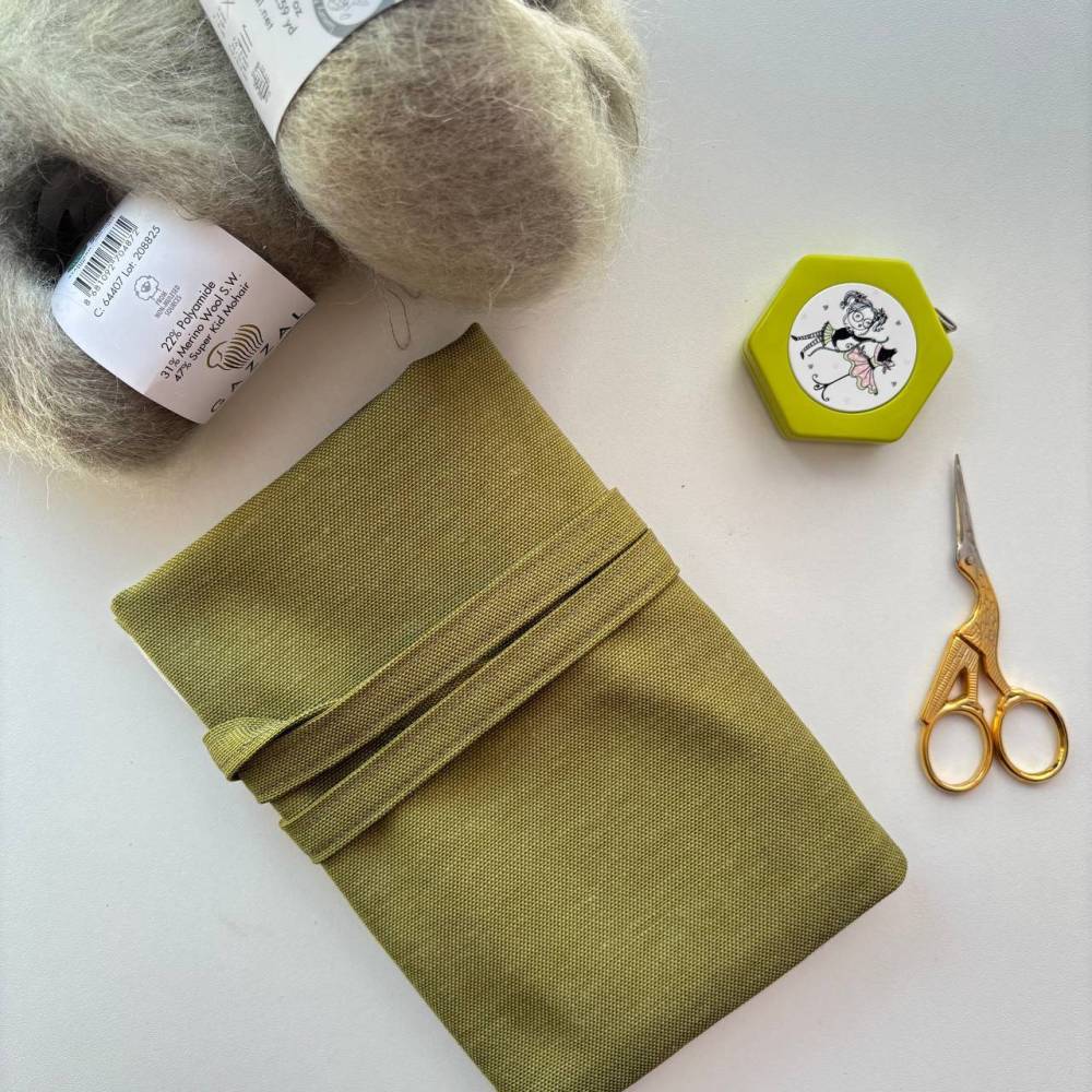 Olive knitting needle and crochet hook organizer