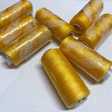 Sewing thread 40/2, 400 yards, color amber