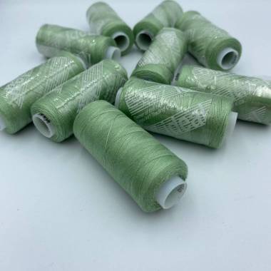 Sewing thread 40/2, 400 yards, color light green