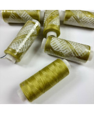 Sewing thread 40/2, 400 yards, color yellow-green