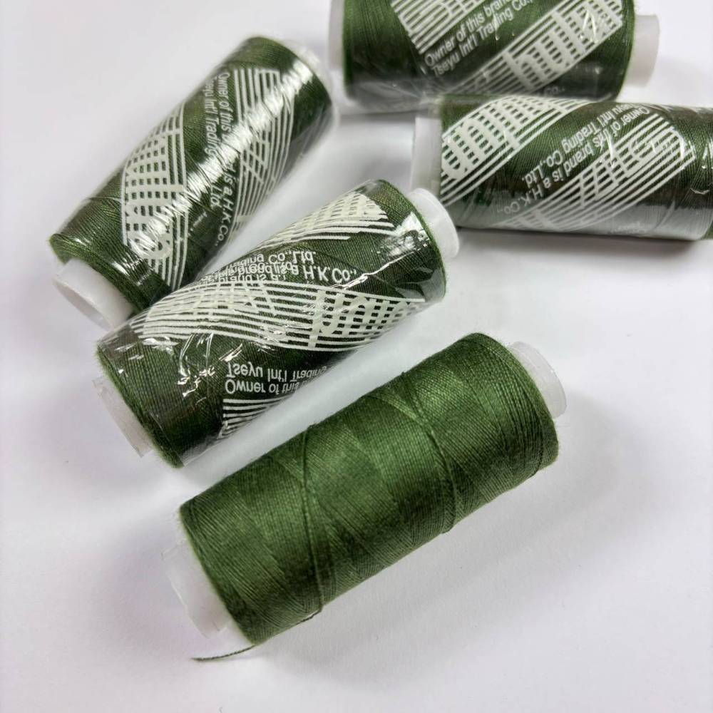 Sewing thread 40/2, 400 yards, color forest green (419)
