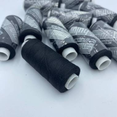 Sewing thread 40/2, 400 yards, color black