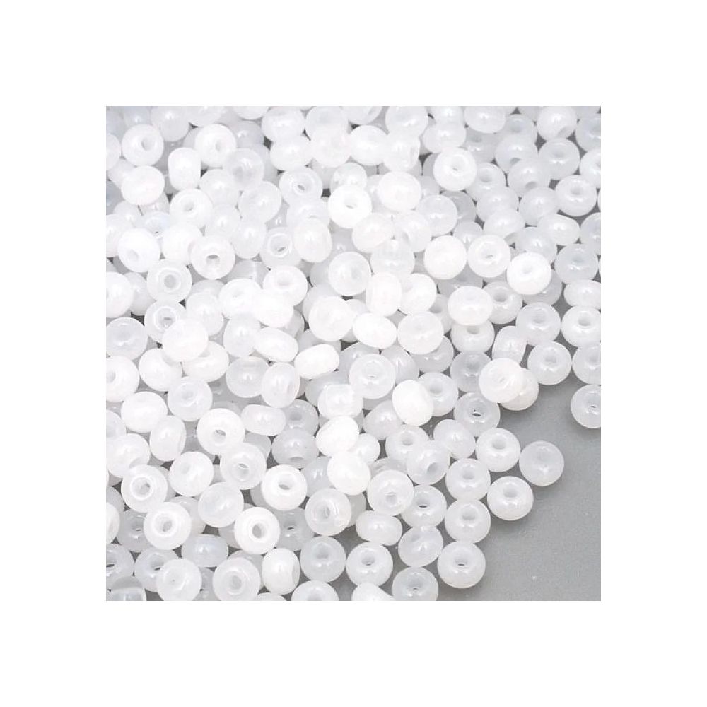 Preciosa beads №10/0, 50 g, alabaster white (02090/401) Preciosa beads №10/0, 50 g, alabaster white (02090/401)
