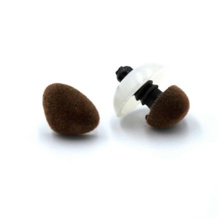 Velvet triangular nose for toys Premium brown 15 mm